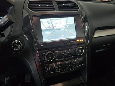 2018 Ford Explorer XLT 4DR SUV 4X4   - Photo 29 - Hamilton, OH 45015