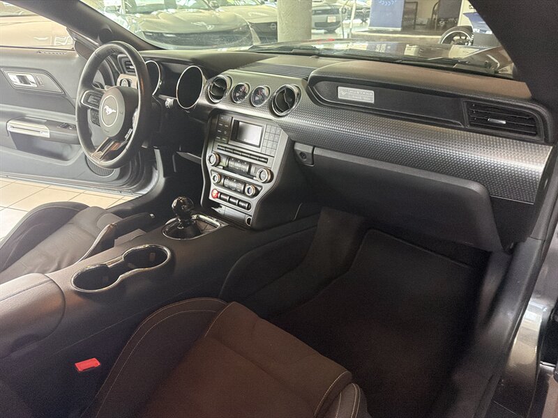 2017 Ford Mustang GT - Photo 14 - Hamilton, OH 45015
