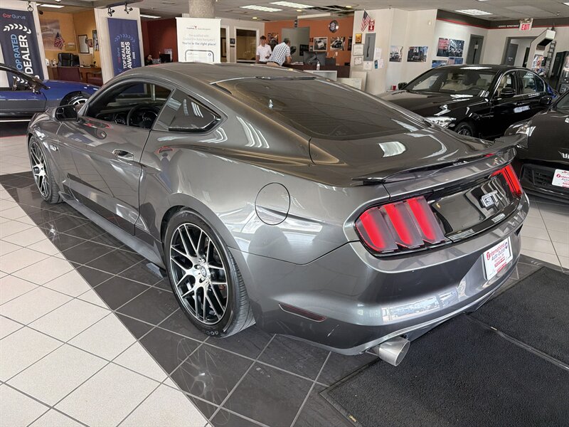 2017 Ford Mustang GT - Photo 5 - Hamilton, OH 45015