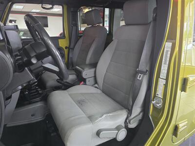 2008 Jeep Wrangler SAHARA UNLIMITED 4DR SUV 4X4   - Photo 8 - Hamilton, OH 45015