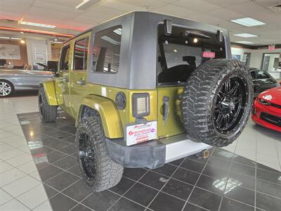 2008 Jeep Wrangler SAHARA UNLIMITED 4DR SUV 4X4   - Photo 5 - Hamilton, OH 45015