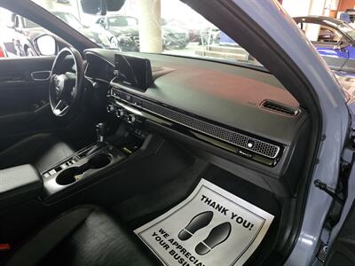 2022 Honda Civic Sport Touring 4DR HATCHBACK   - Photo 13 - Hamilton, OH 45015