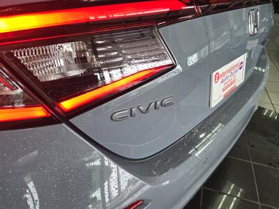 2022 Honda Civic Sport Touring 4DR HATCHBACK   - Photo 27 - Hamilton, OH 45015