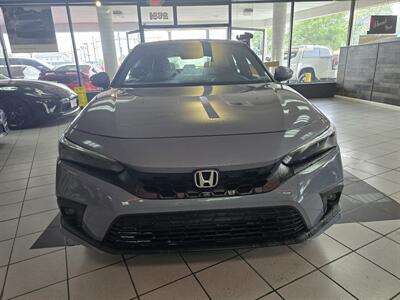 2022 Honda Civic Sport Touring 4DR HATCHBACK   - Photo 2 - Hamilton, OH 45015
