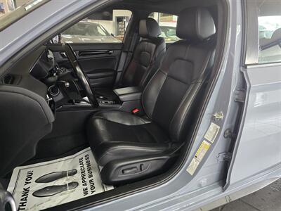 2022 Honda Civic Sport Touring 4DR HATCHBACK   - Photo 9 - Hamilton, OH 45015