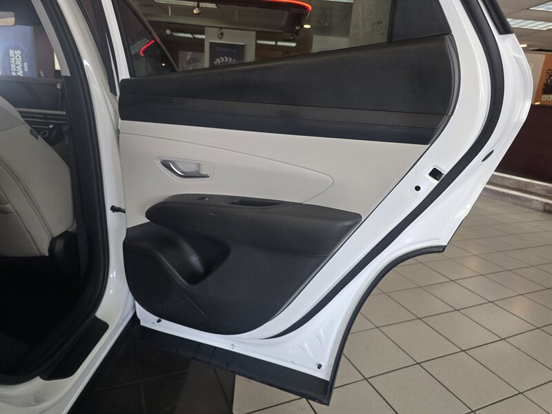2026 Hyundai TUCSON SEL 4DR SUV - Photo 16 - Hamilton, OH 45015