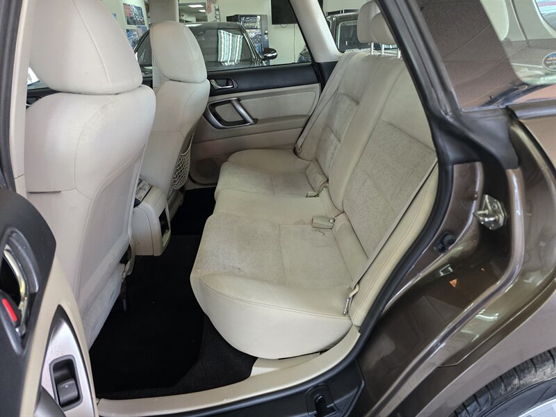 2009 Subaru Outback 2.5i Special Edition - Photo 11 - Hamilton, OH 45015