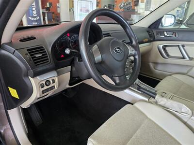 2009 Subaru Outback 2.5i Special Edition - Photo 8 - Hamilton, OH 45015