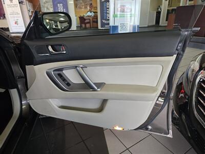 2009 Subaru Outback 2.5i Special Edition - Photo 12 - Hamilton, OH 45015