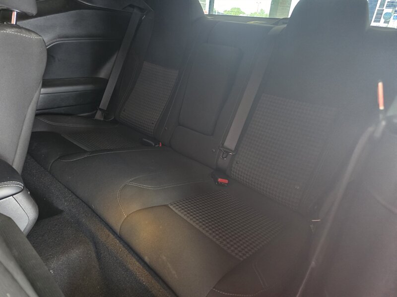 2023 Dodge Challenger SXT - Photo 11 - Hamilton, OH 45015
