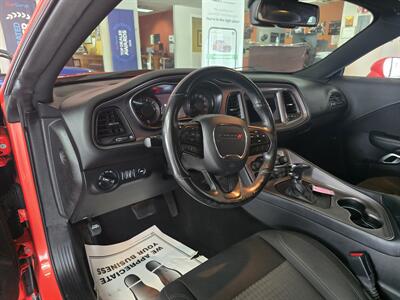 2023 Dodge Challenger SXT - Photo 9 - Hamilton, OH 45015