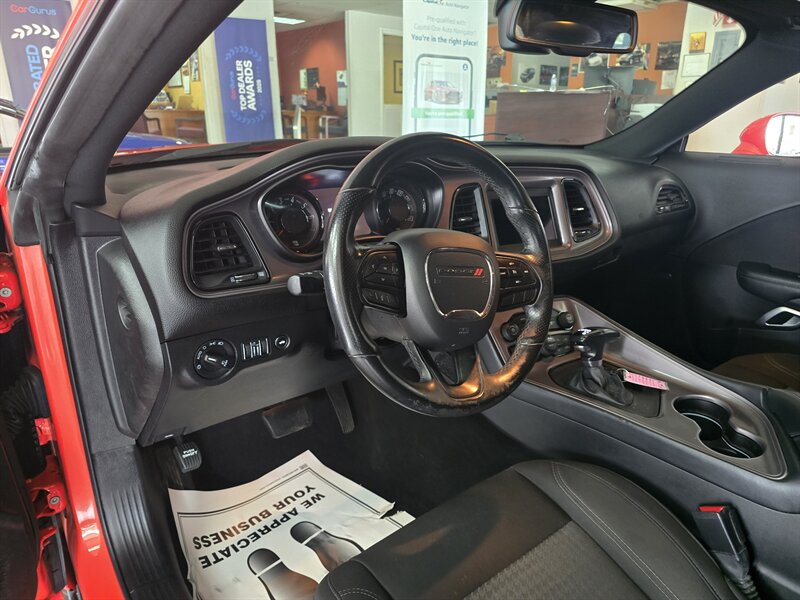 2023 Dodge Challenger SXT - Photo 9 - Hamilton, OH 45015