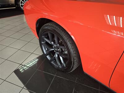 2023 Dodge Challenger SXT - Photo 29 - Hamilton, OH 45015