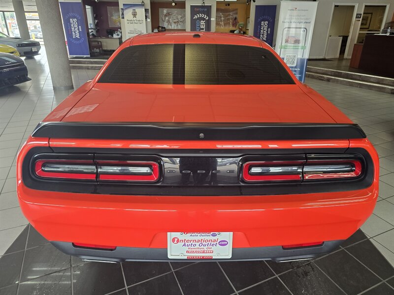 2023 Dodge Challenger SXT - Photo 28 - Hamilton, OH 45015