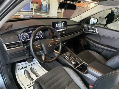 2024 Mitsubishi Outlander SE Black Edition   - Photo 11 - Hamilton, OH 45015