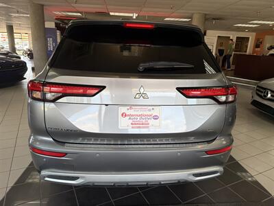 2024 Mitsubishi Outlander SE Black Edition   - Photo 7 - Hamilton, OH 45015