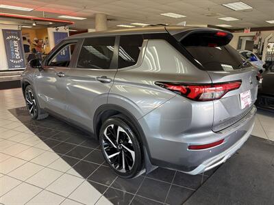 2024 Mitsubishi Outlander SE Black Edition   - Photo 8 - Hamilton, OH 45015