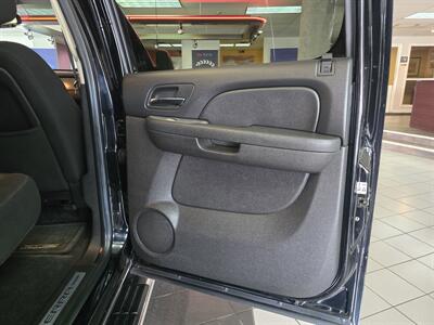 2011 GMC Sierra 1500 SLE-CREW CAB-4X4/ALL TERRAIN/Z71   - Photo 16 - Hamilton, OH 45015