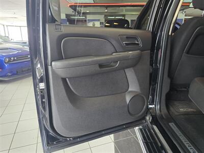 2011 GMC Sierra 1500 SLE-CREW CAB-4X4/ALL TERRAIN/Z71   - Photo 10 - Hamilton, OH 45015