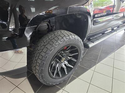 2011 GMC Sierra 1500 SLE-CREW CAB-4X4/ALL TERRAIN/Z71   - Photo 31 - Hamilton, OH 45015