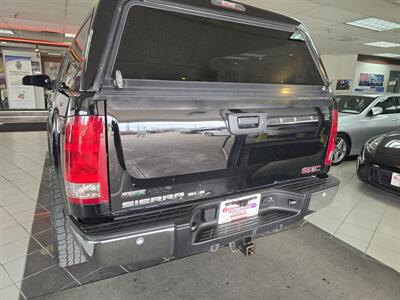 2011 GMC Sierra 1500 SLE-CREW CAB-4X4/ALL TERRAIN/Z71   - Photo 5 - Hamilton, OH 45015