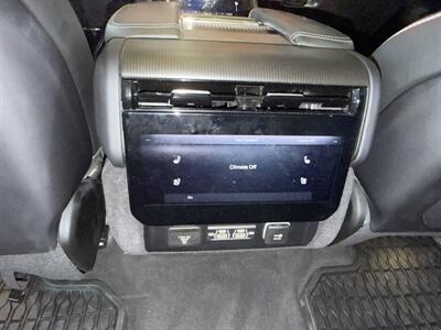 2024 Jeep Wagoneer Obsidian - Photo 22 - Hamilton, OH 45015