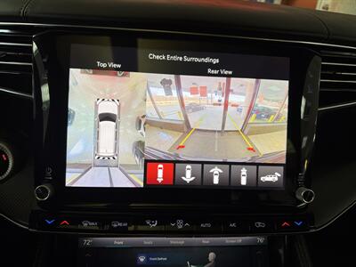 2024 Jeep Wagoneer Obsidian - Photo 16 - Hamilton, OH 45015