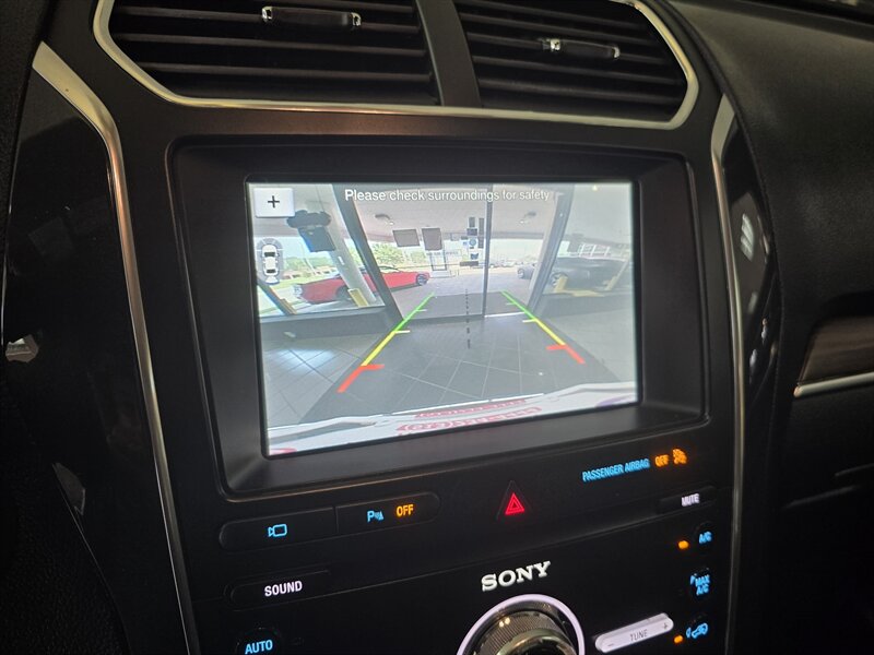 2019 Ford Explorer Limited 4DR SUV 4X4 - Photo 28 - Hamilton, OH 45015