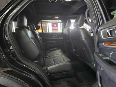 2019 Ford Explorer Limited 4DR SUV 4X4 - Photo 20 - Hamilton, OH 45015
