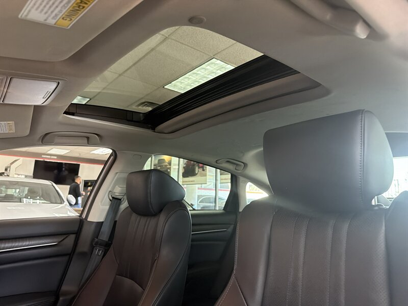 2018 Honda Accord Touring - Photo 20 - Hamilton, OH 45015