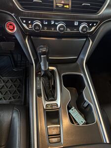 2018 Honda Accord Touring - Photo 18 - Hamilton, OH 45015