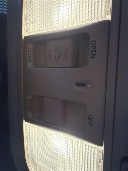 2018 Honda Accord Touring - Photo 19 - Hamilton, OH 45015