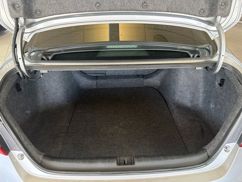 2018 Honda Accord Touring - Photo 30 - Hamilton, OH 45015