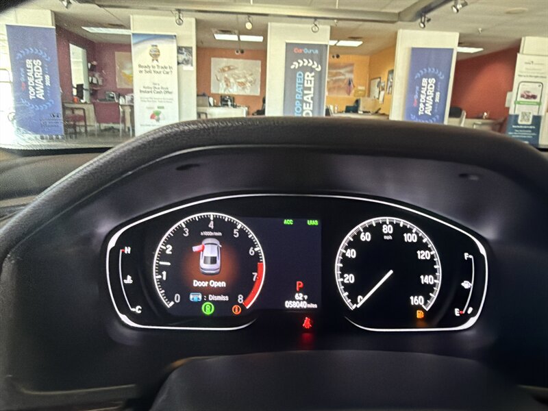 2018 Honda Accord Touring - Photo 12 - Hamilton, OH 45015