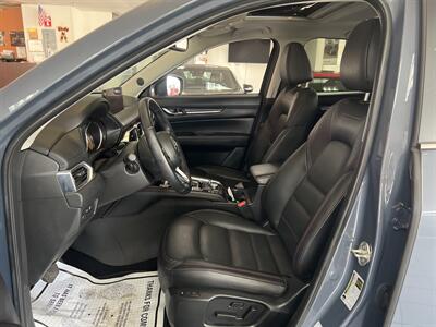 2024 Mazda CX-5 2.5 S Carbon Edition 4DR SUV AWD   - Photo 9 - Hamilton, OH 45015