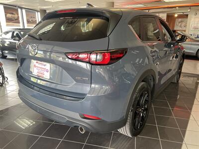 2024 Mazda CX-5 2.5 S Carbon Edition 4DR SUV AWD   - Photo 5 - Hamilton, OH 45015