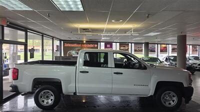 2018 Chevrolet Silverado 1500 LS 4dr Crew Cab/W/T   - Photo 6 - Hamilton, OH 45015