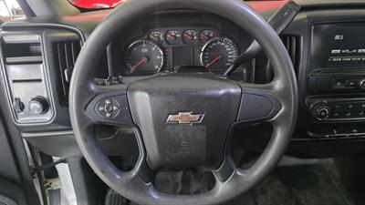 2018 Chevrolet Silverado 1500 LS 4dr Crew Cab/W/T   - Photo 15 - Hamilton, OH 45015