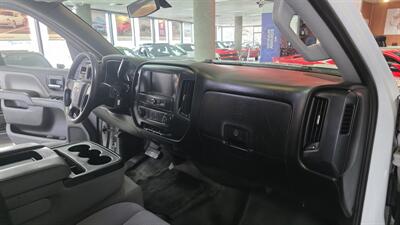 2018 Chevrolet Silverado 1500 LS 4dr Crew Cab/W/T   - Photo 25 - Hamilton, OH 45015
