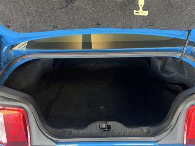 2010 Ford Mustang V6 Premium 2DR COUPE   - Photo 24 - Hamilton, OH 45015