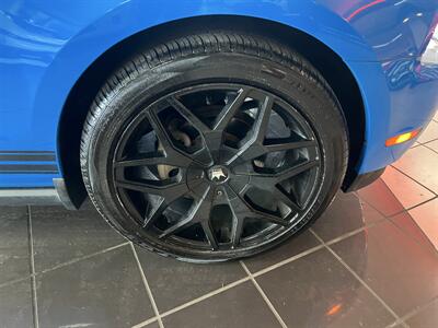 2010 Ford Mustang V6 Premium 2DR COUPE   - Photo 26 - Hamilton, OH 45015