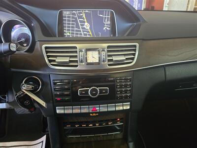 2014 Mercedes-Benz E 350 Sport 4MATIC   - Photo 25 - Hamilton, OH 45015