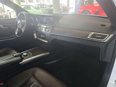 2014 Mercedes-Benz E 350 Sport 4MATIC   - Photo 13 - Hamilton, OH 45015