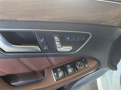 2014 Mercedes-Benz E 350 Sport 4MATIC   - Photo 17 - Hamilton, OH 45015