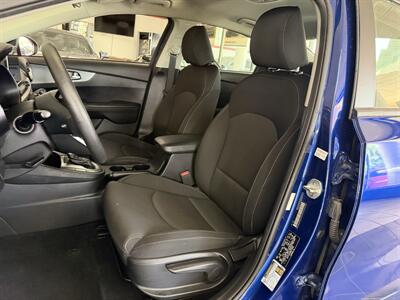 2021 Kia Forte LXS - Photo 9 - Hamilton, OH 45015