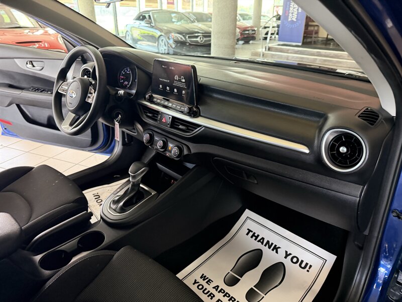 2021 Kia Forte LXS - Photo 25 - Hamilton, OH 45015