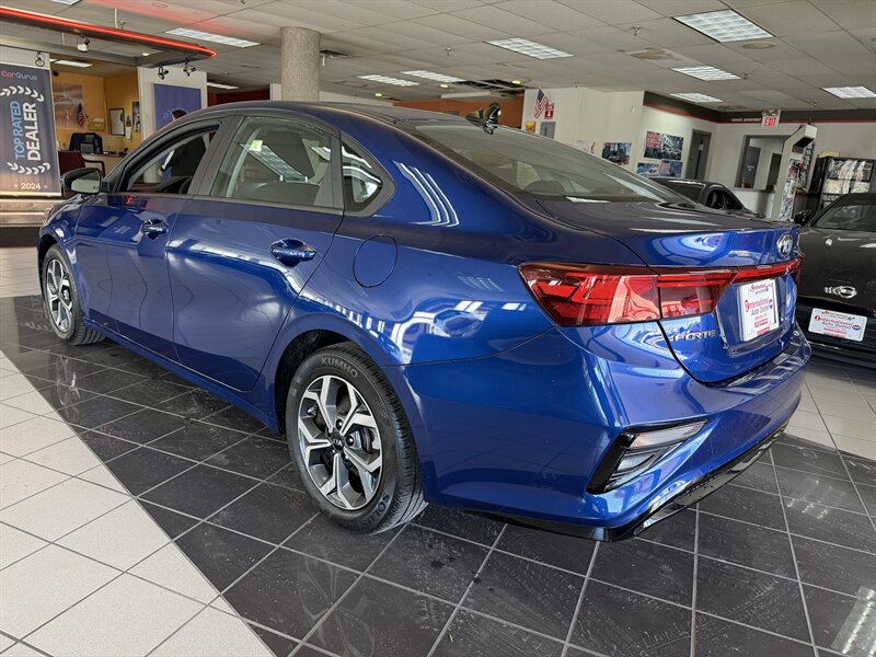 2021 Kia Forte LXS - Photo 7 - Hamilton, OH 45015