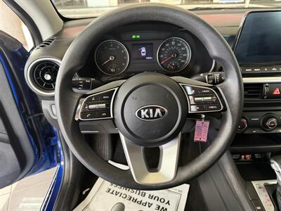 2021 Kia Forte LXS - Photo 17 - Hamilton, OH 45015