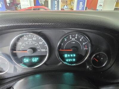 2014 Jeep Wrangler Unlimited Sahara 4X4 4DR SUV   - Photo 23 - Hamilton, OH 45015