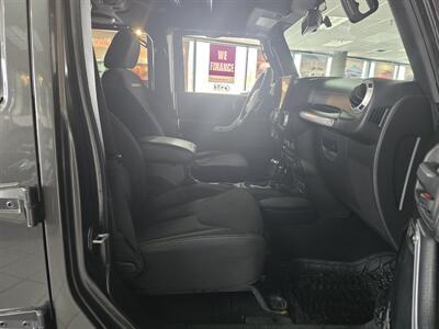 2014 Jeep Wrangler Unlimited Sahara 4X4 4DR SUV   - Photo 15 - Hamilton, OH 45015